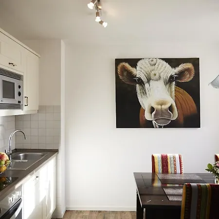 Bernstein Hotel 4*