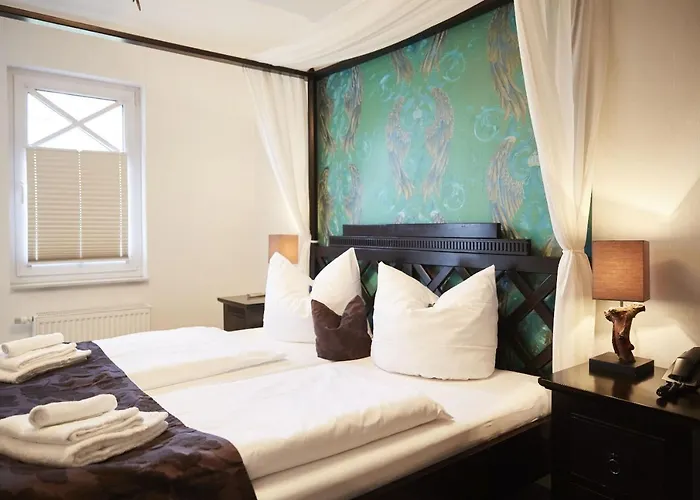 Land-gut-hotel Bernstein Hotel 4*